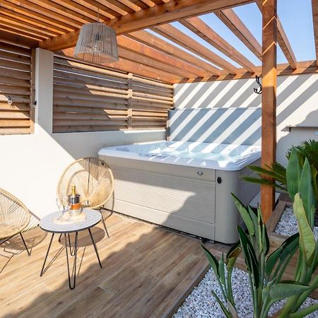 L'Entre Deux-Suite Romantique - Jacuzzi Privatif - Clim Reversible - Wifi Le Somail Eksteriør billede