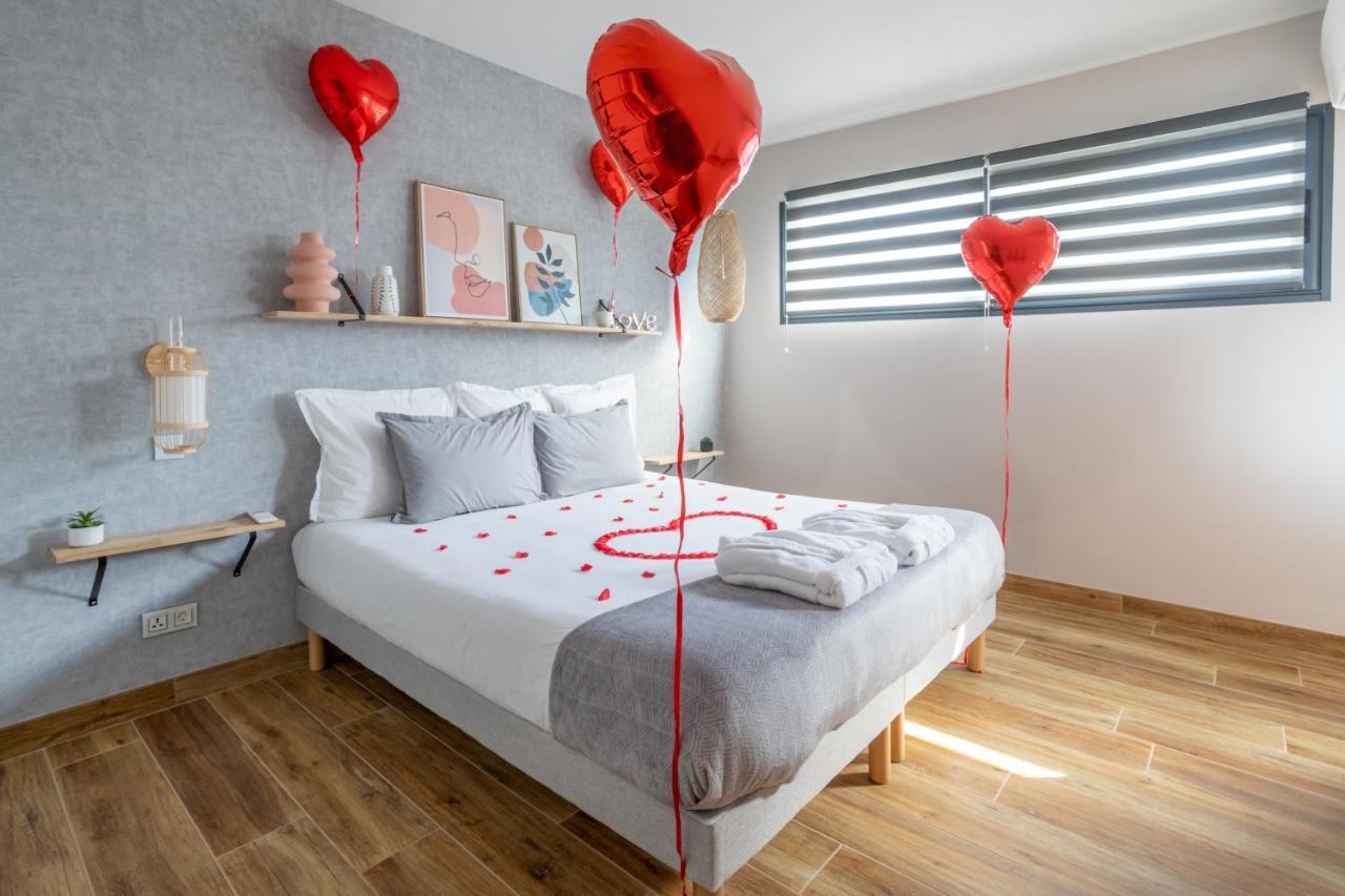 L'Entre Deux-Suite Romantique - Jacuzzi Privatif - Clim Reversible - Wifi Le Somail Eksteriør billede