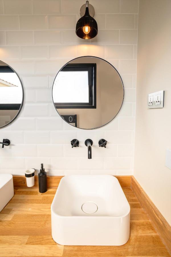 L'Entre Deux-Suite Romantique - Jacuzzi Privatif - Clim Reversible - Wifi Le Somail Eksteriør billede