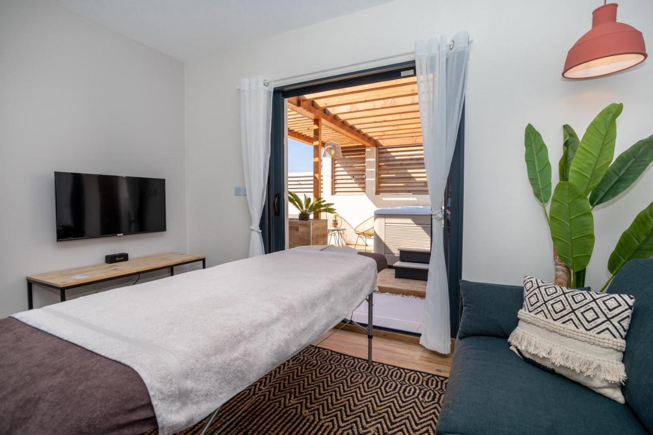 L'Entre Deux-Suite Romantique - Jacuzzi Privatif - Clim Reversible - Wifi Le Somail Eksteriør billede